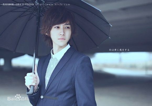 汪铎照片素颜照相册