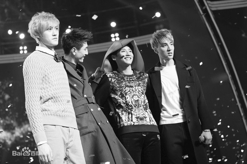 汪铎照片素颜照相册