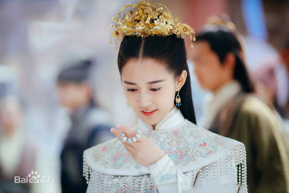 陈钰琪(Yukee)在《锦绣未央》拓跋迪中的