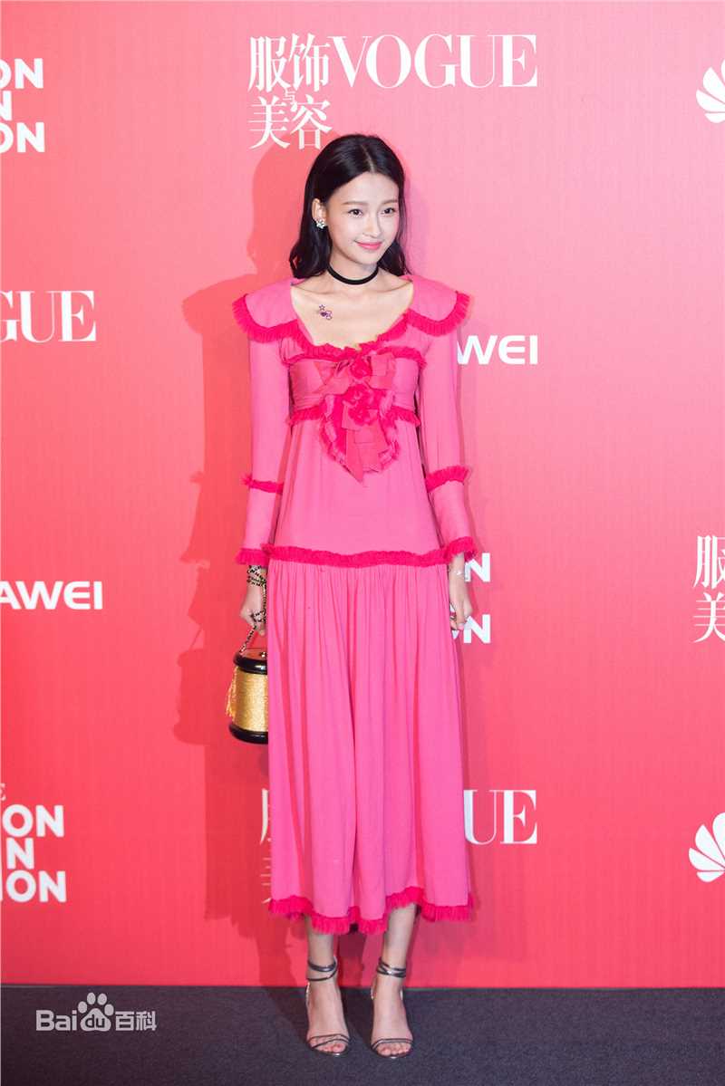 孙怡(Sun)出席VOGUE活动图片图集