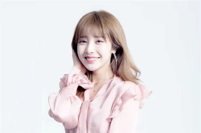 最优质戴燕妮(Flora)生活照