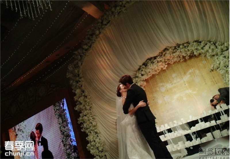 高梓淇(jiame)与妻子蔡琳图册