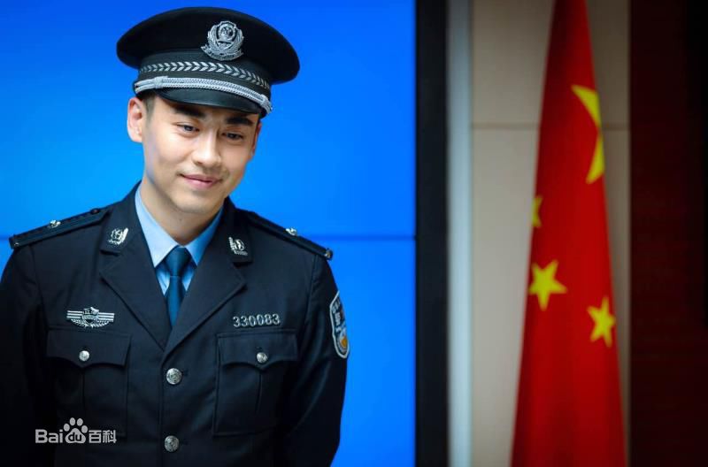 刘凯《警察锅哥》最优质剧照