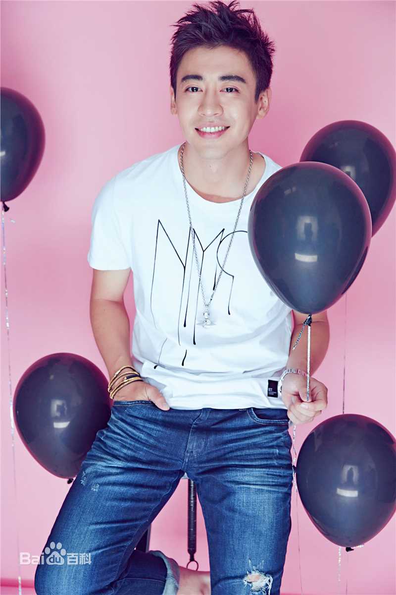 刘凯街拍素颜照相册