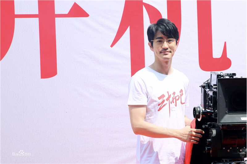 最全杨玏(Yang Le)在《三十而已》陈屿中的壁纸