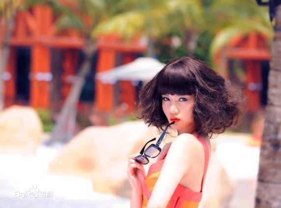 唐于鸿(Queena)相关杂志