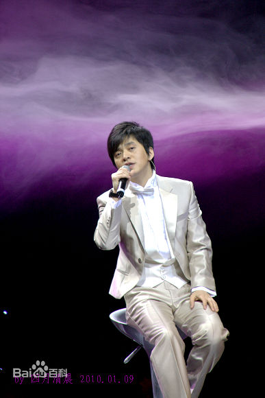 李健(Li Jian)演唱会-音乐节-弹唱会前后照片