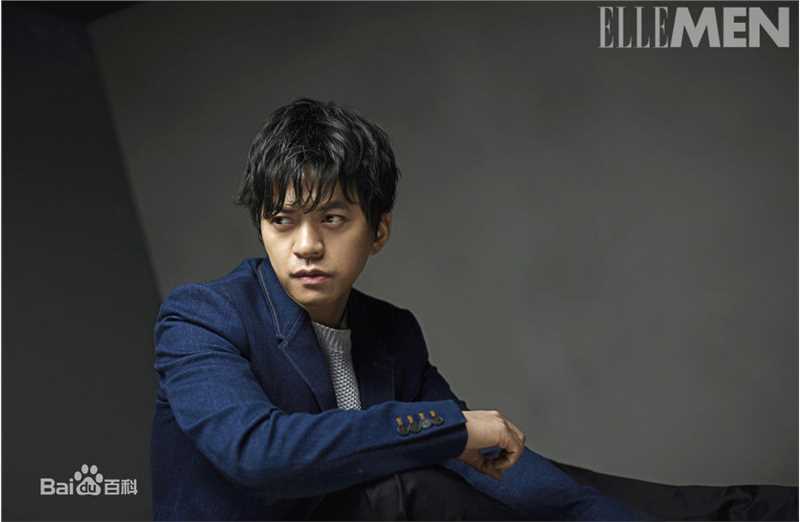 李健(Li Jian)在《ELLEMEN》中的