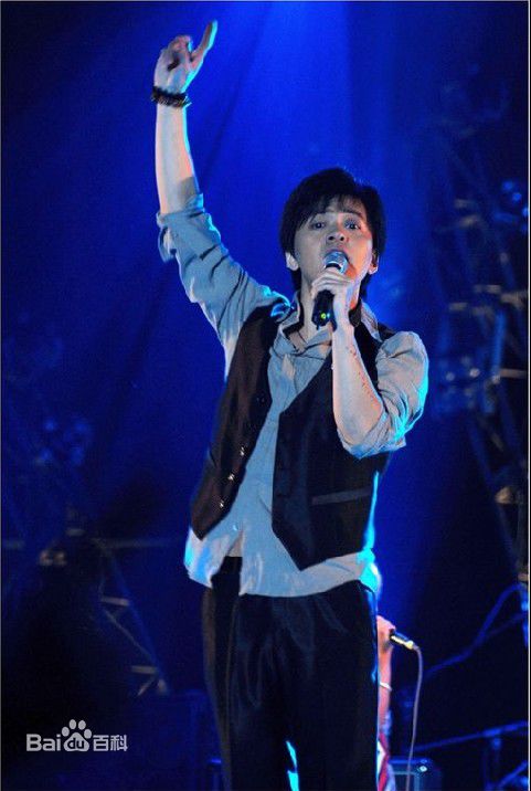 李健(Li Jian)2009年上海爵士音乐节生活照