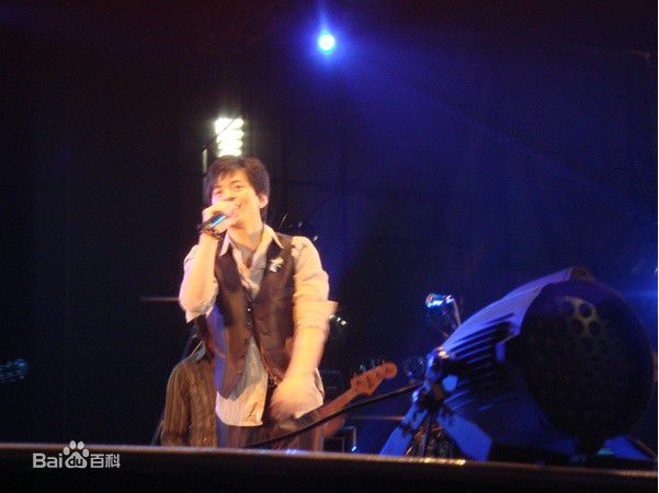 李健(Li Jian)2009年上海爵士音乐节生活照