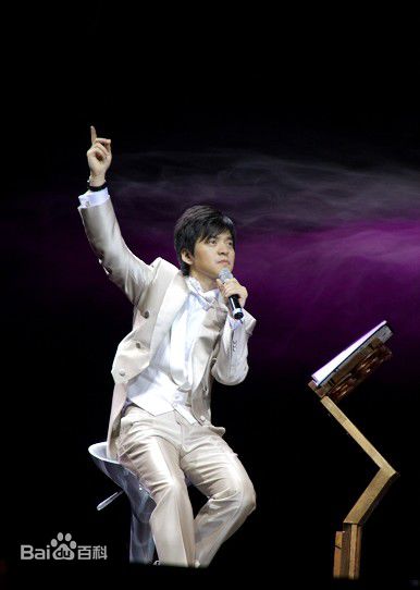 李健(Li Jian)2010杭州演唱会素颜照相册