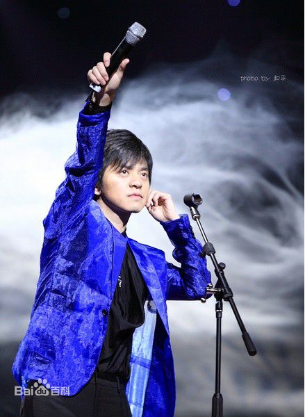 李健(Li Jian)2010杭州演唱会素颜照相册