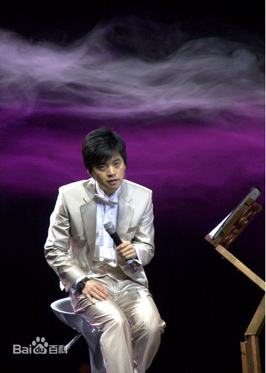 李健(Li Jian)2010杭州演唱会素颜照相册