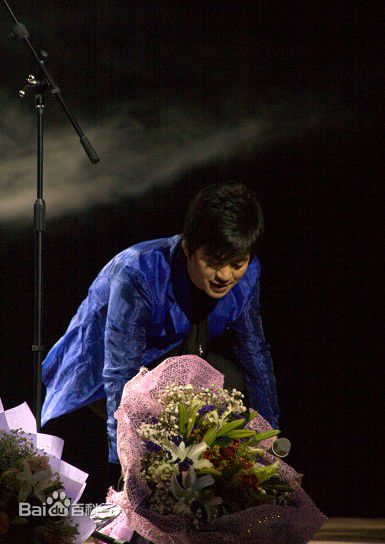 李健(Li Jian)2010杭州演唱会素颜照相册