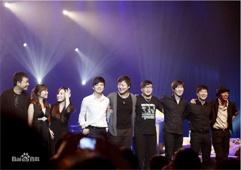 李健(Li Jian)2011年巡演成都杭州天津站图片图集