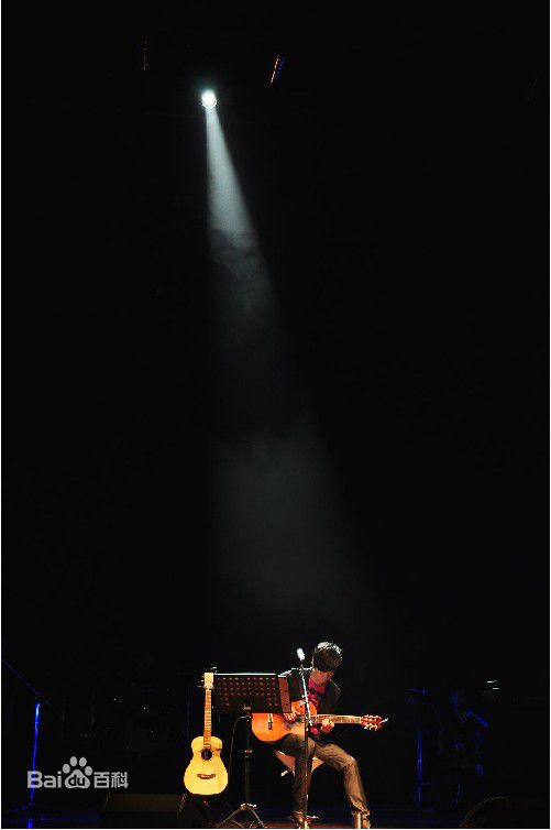 李健(Li Jian)2011年巡演成都杭州天津站图片图集