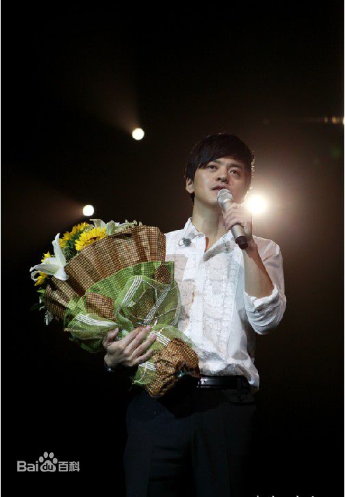 李健(Li Jian)2011年巡演成都杭州天津站图片图集