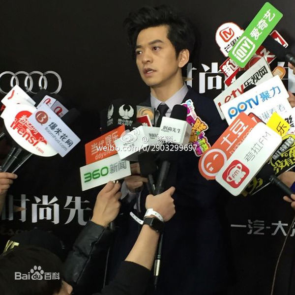 李健(Li Jian)时尚先生年度颁奖典礼素颜照相册