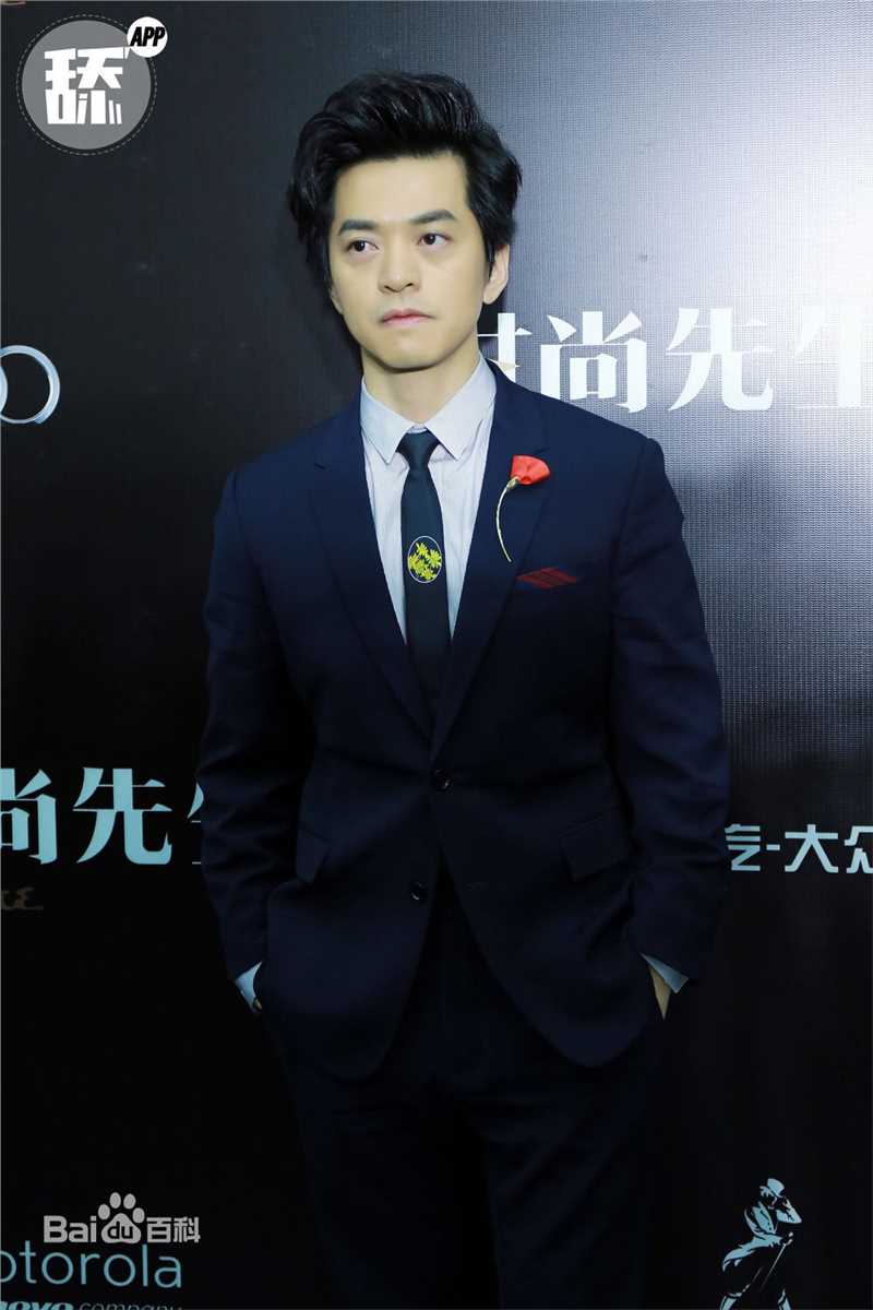 李健(Li Jian)时尚先生年度颁奖典礼素颜照相册