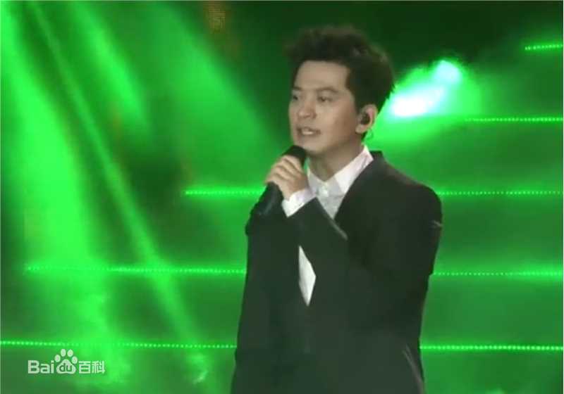 李健(Li Jian)第18届南宁国际民歌艺术节性感图片图集