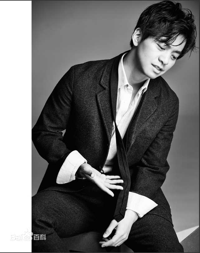 高清李健(Li Jian)在《外滩画报》中的图册