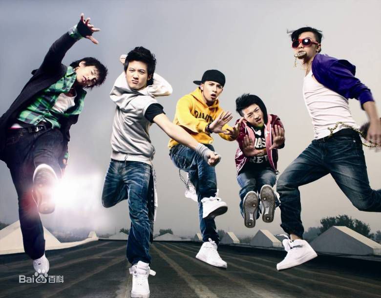 肖顺尧(Aero)mic男团性感图片壁纸