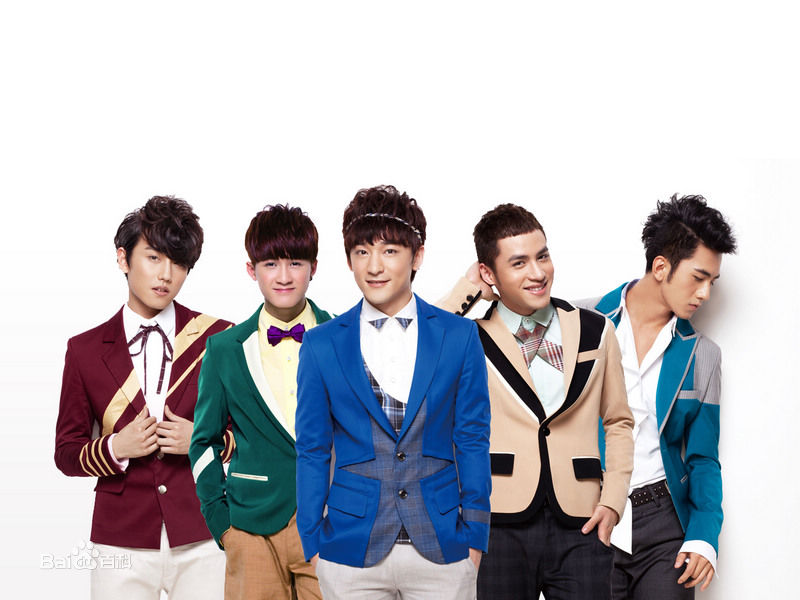 肖顺尧(Aero)mic男团性感图片壁纸