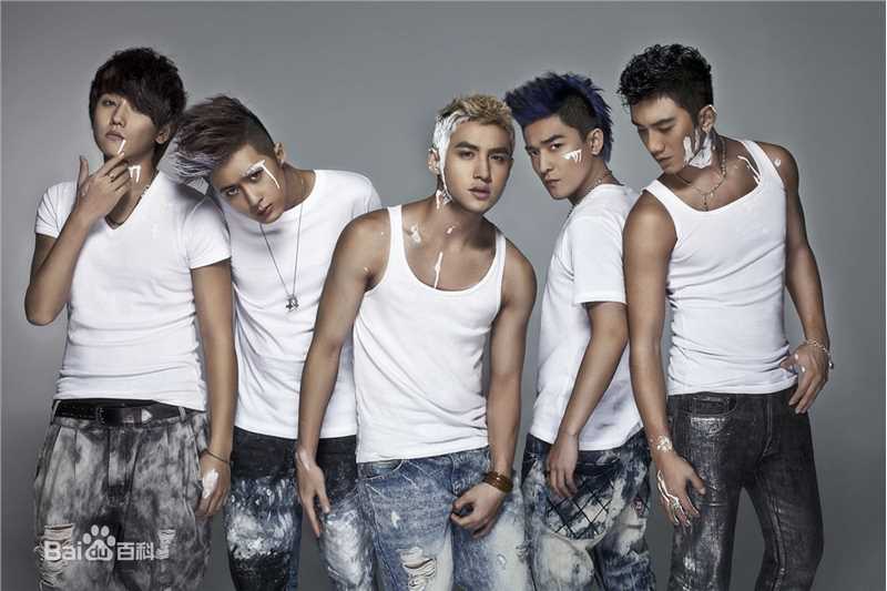 肖顺尧(Aero)mic男团性感图片壁纸