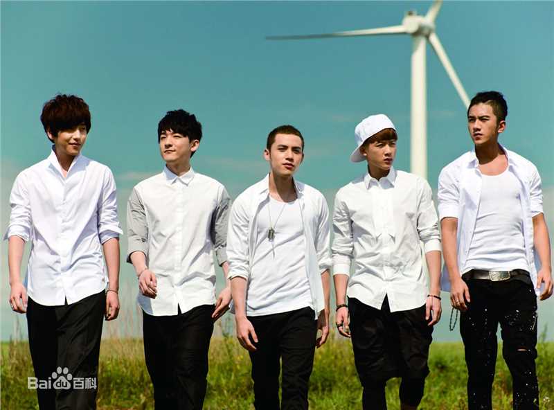 肖顺尧(Aero)mic男团性感图片壁纸