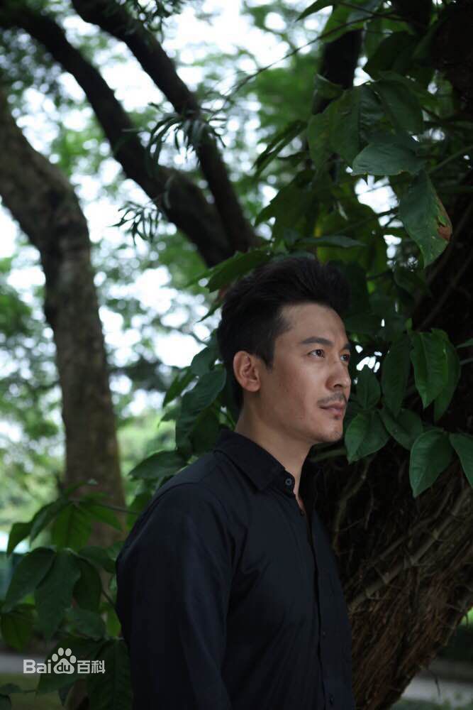 王东生活照壁纸壁纸