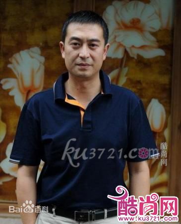 王海燕的丈夫张嘉译前后照片