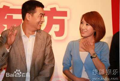 王海燕的丈夫张嘉译前后照片