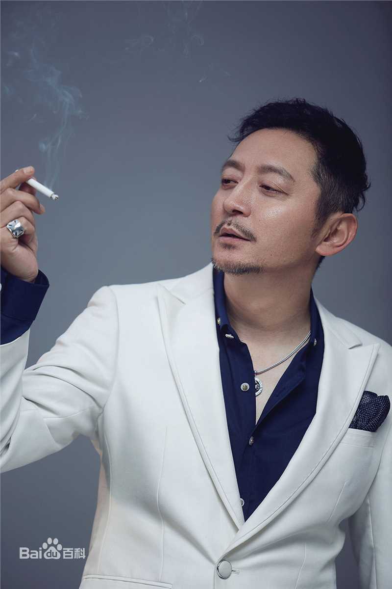 安泽豪(An Zehao)最新白色西装图集