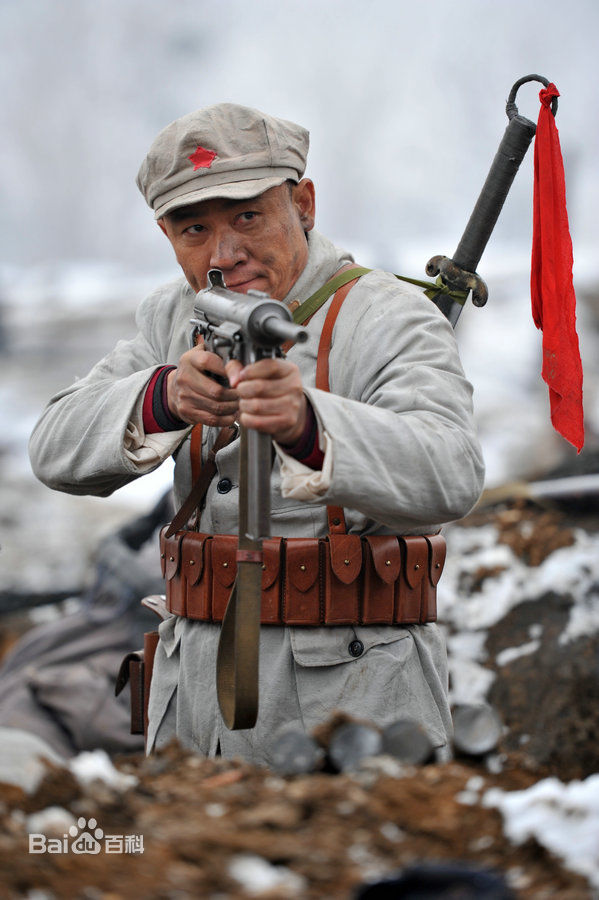 吕一丁演员高清剧照