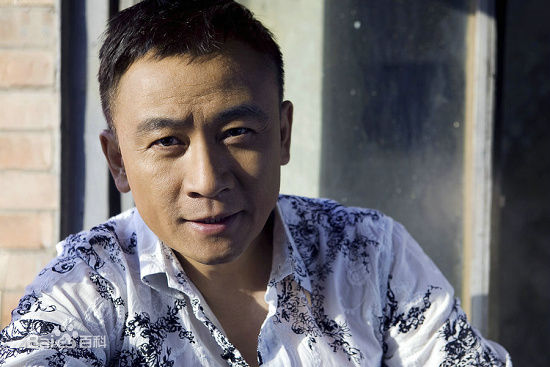 吕一丁尖锋最优质剧照