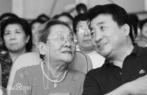 赵铮与姜昆图片图集