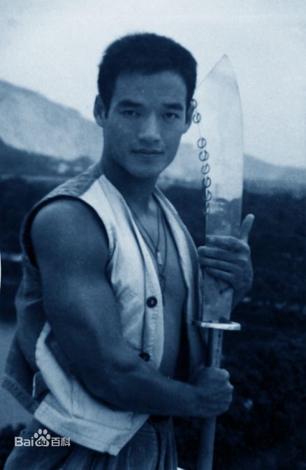 张政勇(Arm)成长照素颜照相册