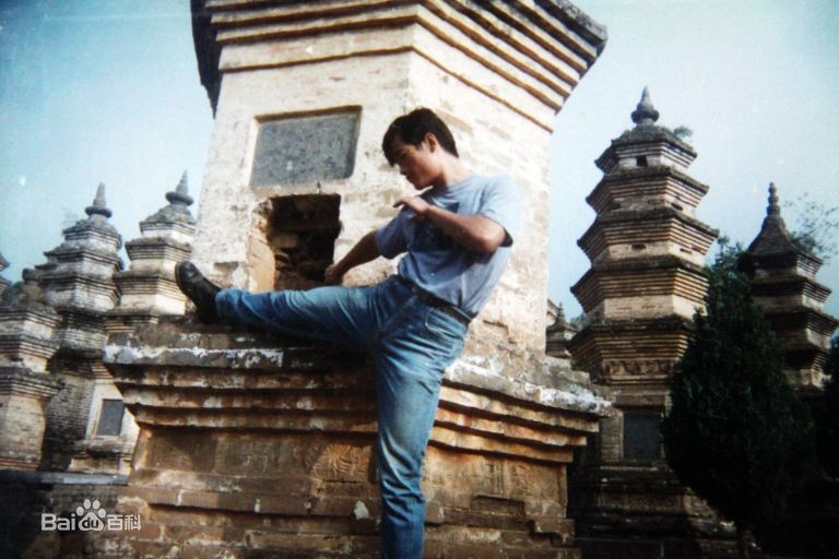 张政勇(Arm)成长照素颜照相册