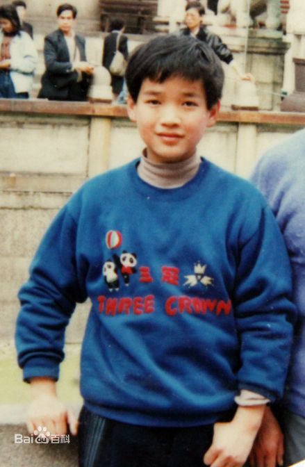 张政勇(Arm)成长照素颜照相册