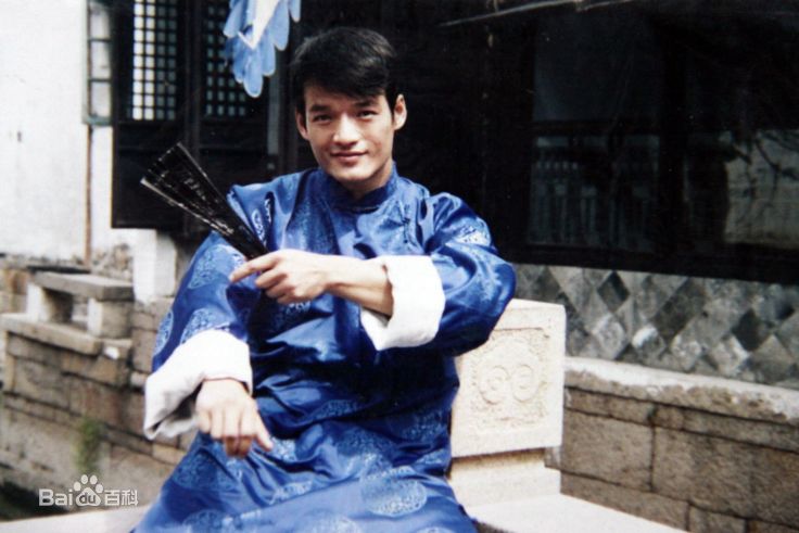 张政勇(Arm)成长照素颜照相册