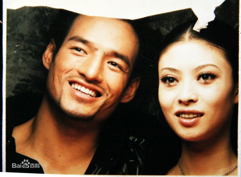 最新张政勇(Arm)在《新现代画报》《城市画报》中的图集