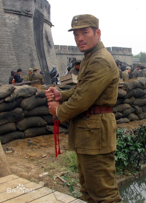 精选张政勇(Arm)在《出关》《雳剑》中的图册