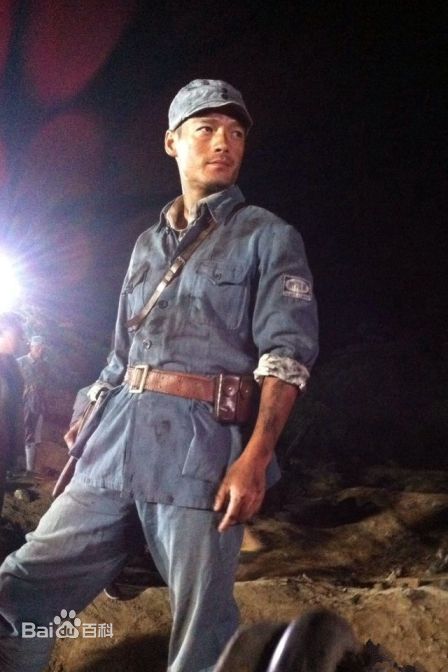 精选张政勇(Arm)在《出关》《雳剑》中的图册