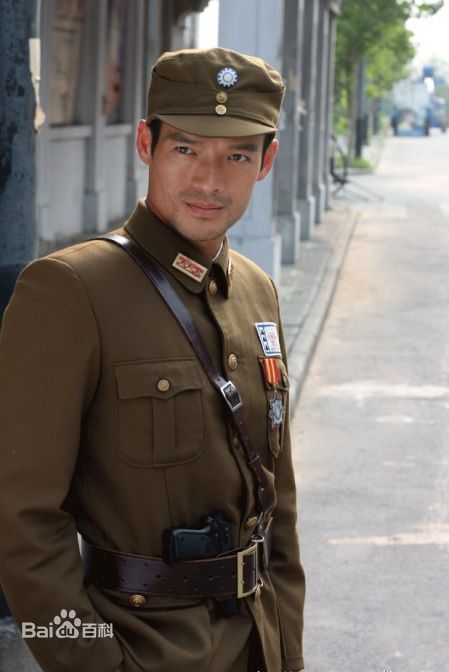 最新张政勇(Arm)在《狐步谍影》《浴血记者》《记忆之城》中的图集