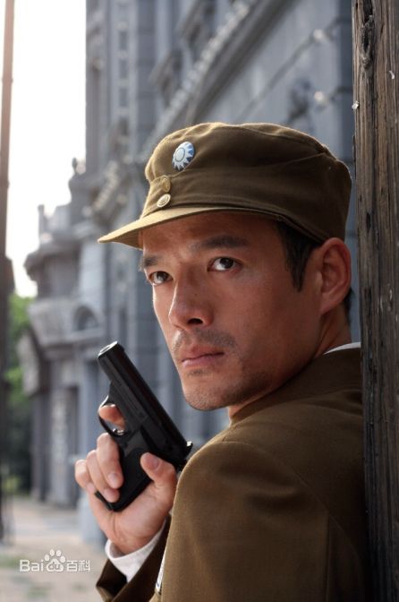 最新张政勇(Arm)在《狐步谍影》《浴血记者》《记忆之城》中的图集