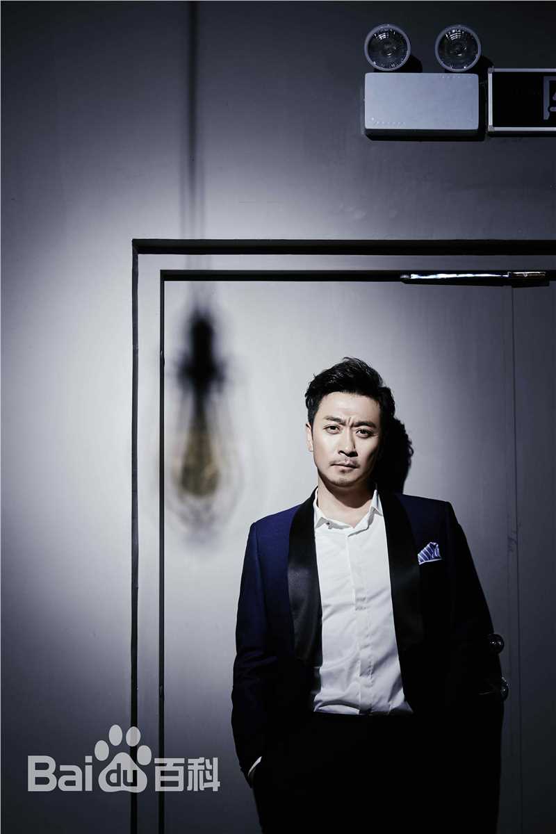 黄俊鹏照片图片图册