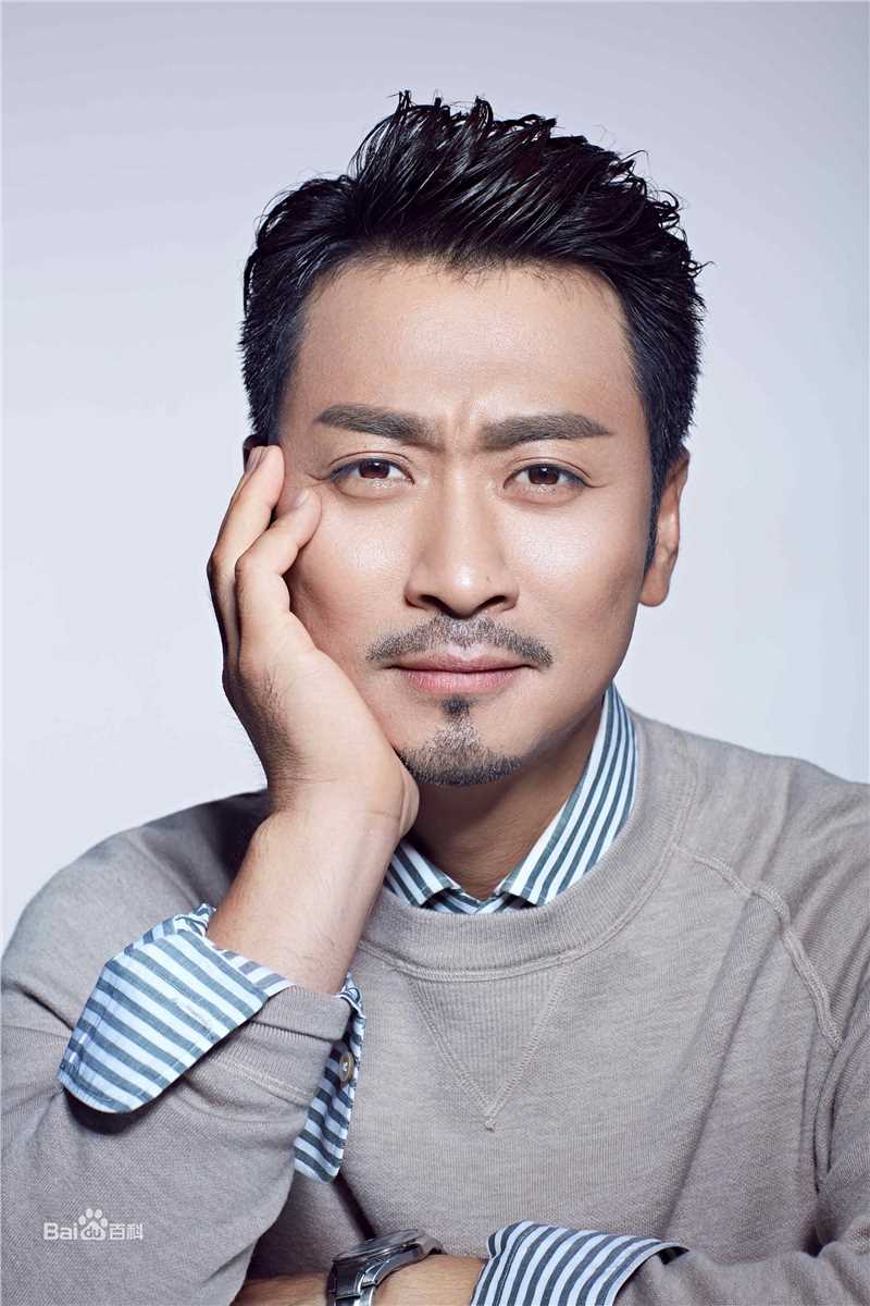 黄俊鹏照片图册