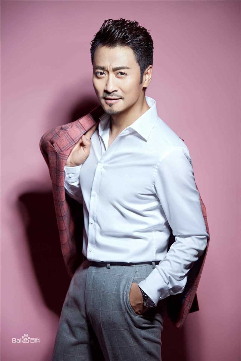 黄俊鹏照片图册