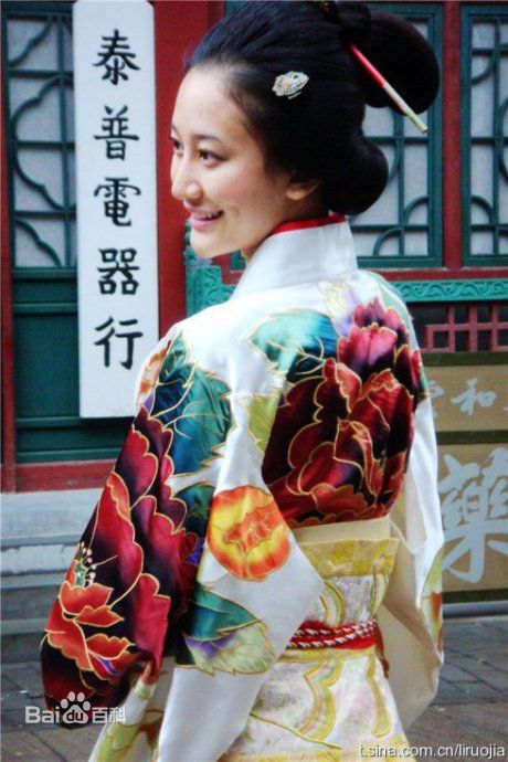 曾泳醍(Zeng Yong Ti) 战火四千金前后照片