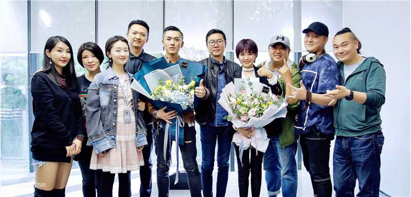 种丹妮幕后之王图册